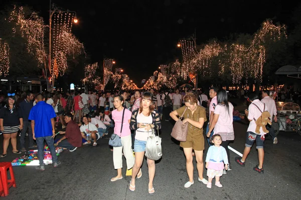 BANGKOK - DEC 5: King's Birthday Celebration - Thailand 2010 — Stock Photo, Image