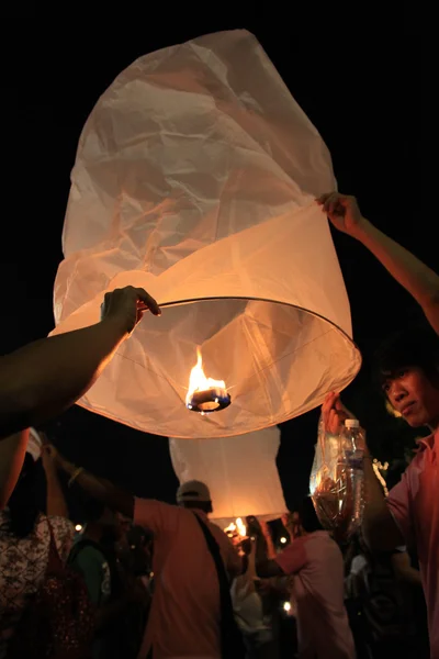 BANGKOK - DEC 5 : Célébration de l'anniversaire du roi - Thaïlande 2010 — Photo
