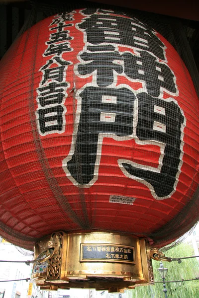 日式灯笼-浅草神社，东京日本 — 图库照片