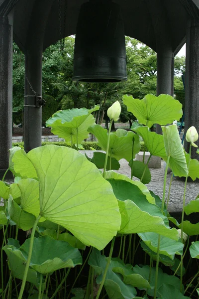 Bell of Peace in Peace Park, Hiroshima, Giappone — Foto Stock