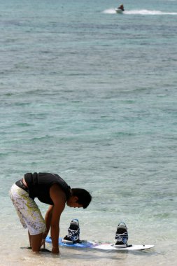wakeboard - nagannu Adası, okinawa, Güney Japonya olan adam