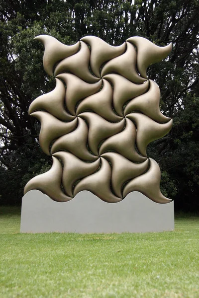 Escultura artística - El dominio, Auckland, Nueva Zelanda —  Fotos de Stock