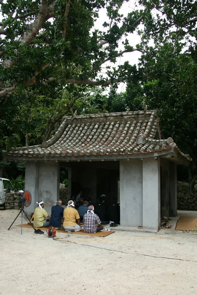 Culte à Temple -Taketomi Island, Okinawa, Japon — Photo