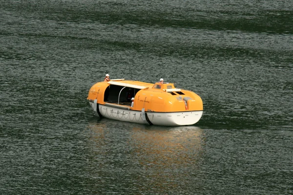 Barcos en el agua — Foto de Stock