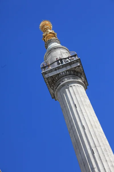 Nelsons Column - Лондон - Великобритания — стоковое фото