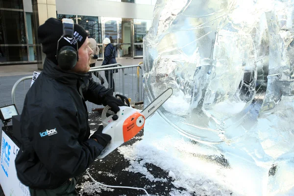 London, uk - januar 13: eisbildhauerei festival 2012 — Stockfoto