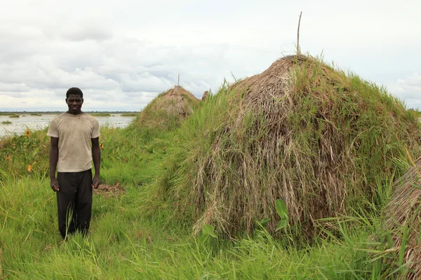 浮動村 - ウガンダ、アフリカの釣り — ストック写真
