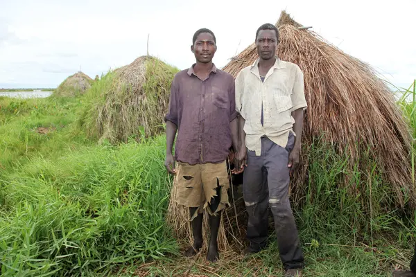 Köy - uganda, Afrika balıkçılık yüzüyor — Stok fotoğraf