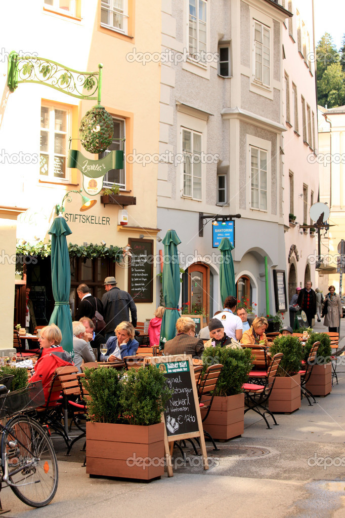 萨尔茨堡市在奥地利,欧洲– 图库社论摄影