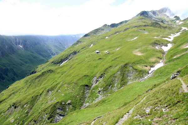 Krajobraz górski w Alpach — Zdjęcie stockowe