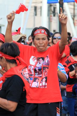 Bangkok - Kasım 19: Kırmızı gömlek protesto gösteri - Tayland
