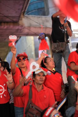Bangkok - Kasım 19: Kırmızı gömlek protesto gösteri - Tayland