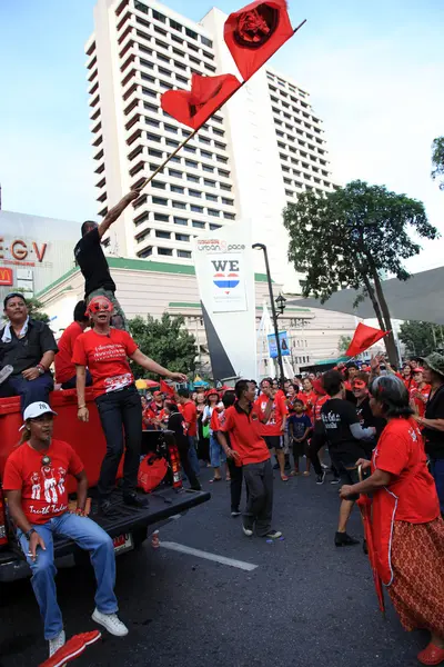 Bangkok - Kasım 19: Kırmızı gömlek protesto gösteri - Tayland — Stok fotoğraf