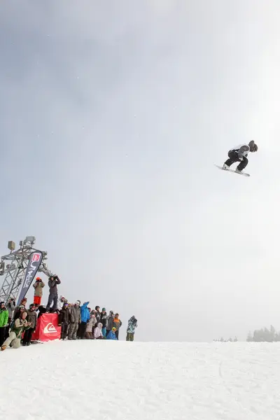 VANCOUVER - 28 марта: Quiksilver Snowboard Comp — стоковое фото