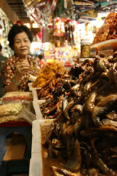 Mercado Ben Thanh, Ho Chi Minh, Vietnam — Foto de Stock