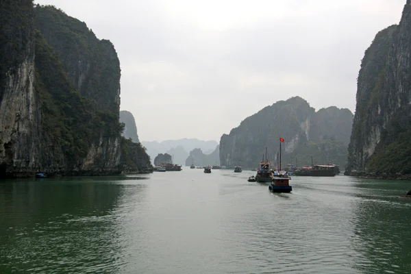 Bahía de Halong (UNESCO), Vietnam — Foto de Stock