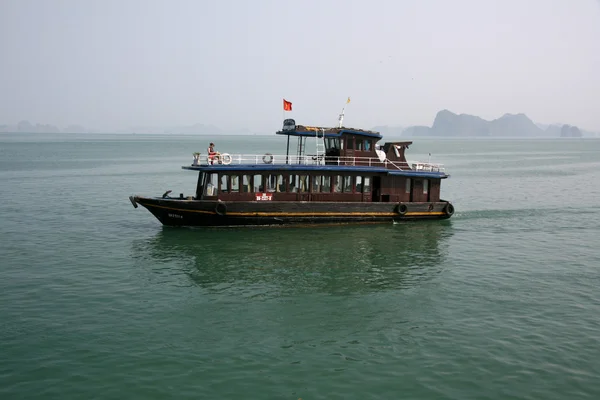 Halong Bay (UNESCO), Vietname — Fotografia de Stock