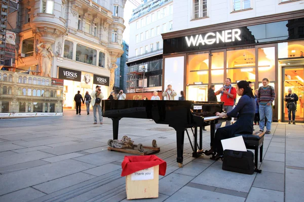 Pianist soryang i Wien, Österrike — Stockfoto