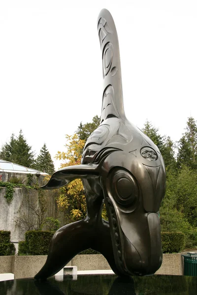 虎鲸雕像-温哥华加拿大 — 图库照片