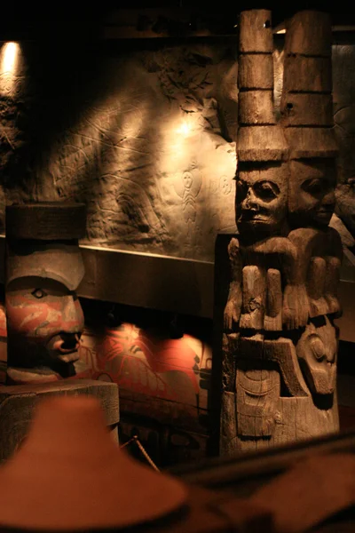 Totem Pole - Museu Real BC, Victoria, BC, Canadá — Fotografia de Stock