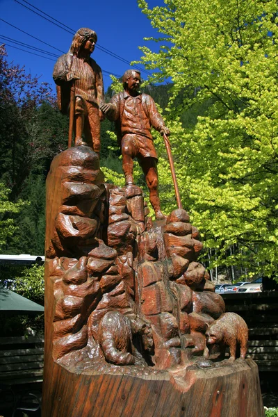 Статуи - Grouse Mountain, Ванкувер, Британская Колумбия, Канада — стоковое фото