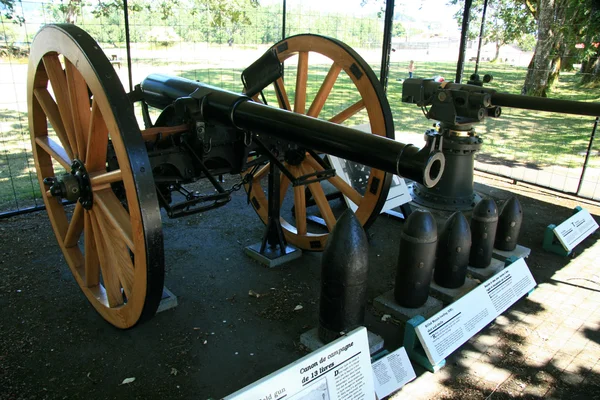 Vecchia pistola d'artiglieria Fort Rodd Hill, Victoria, BC, Canada — Foto Stock