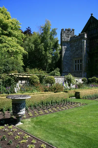 Jardins em Hatley Castle, Victoria, BC, Canadá — Fotografia de Stock