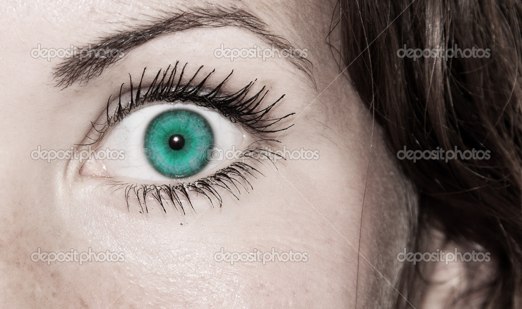 Ojos color turquesa hermoso, femenino — Foto de stock