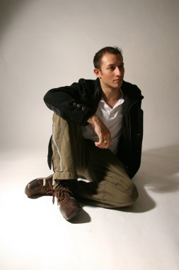 güzel stüdyo adam genç görünümlü