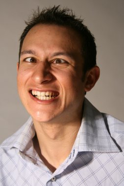 iyi görünümlü genç adam Studio