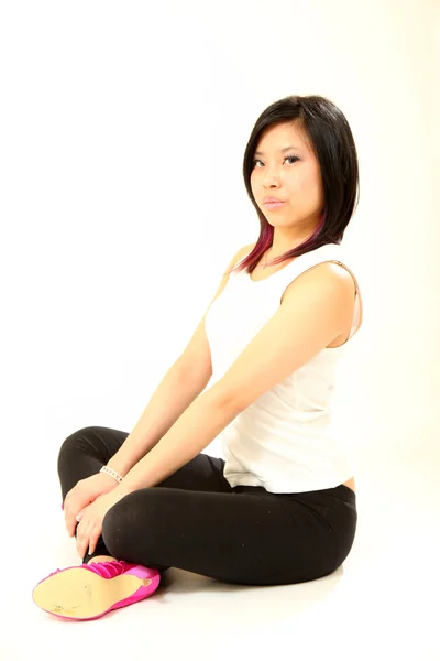Güzel genç Asyalı kadın. — Stok fotoğraf