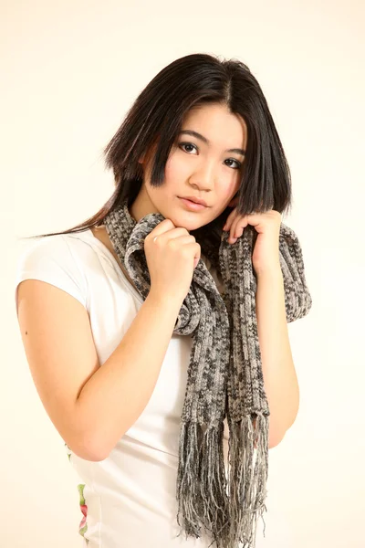 Vacker ung asiatisk kvinna — Stockfoto