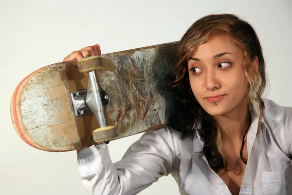 Portrait d'une jeune femme rétro métissée — Photo