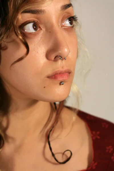 Portrait d'une jeune femme rétro métissée — Photo