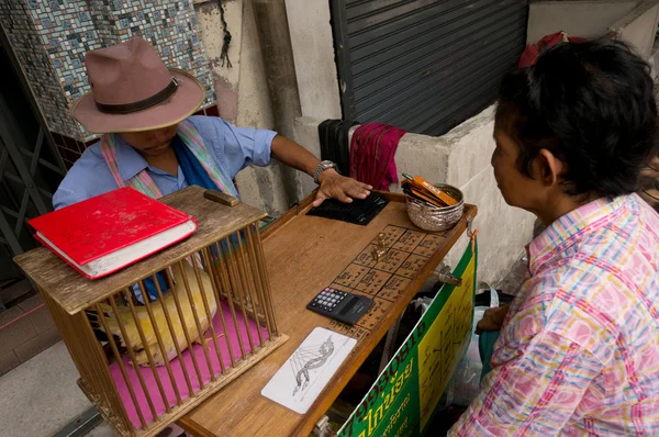Fortune Teller in Chinatown — Stock Photo, Image