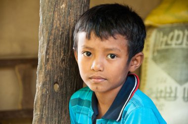 genç çocuk - chitwan np, nepal