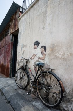 aynalar sokak sanatı
