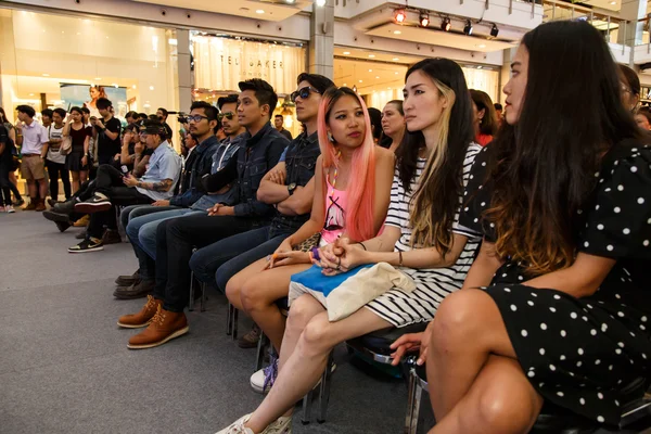 MTV exit persconferentie in wereld plaza bangkok — Stockfoto