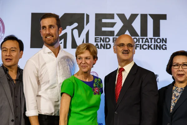 Conferencia de prensa de MTV Exit en la Plaza del Mundo Bangkok — Foto de Stock