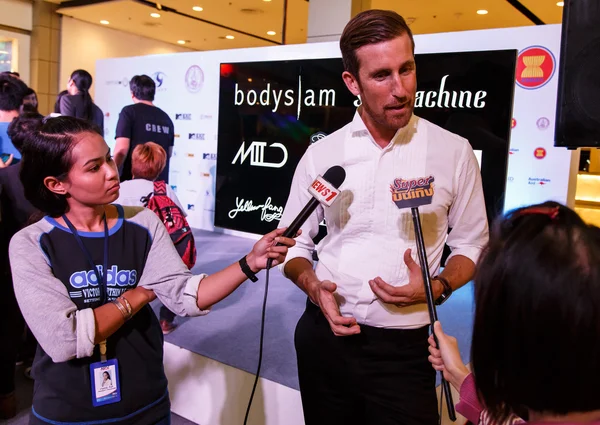 Conferência de Imprensa MTV saída em World Plaza Bangkok — Fotografia de Stock