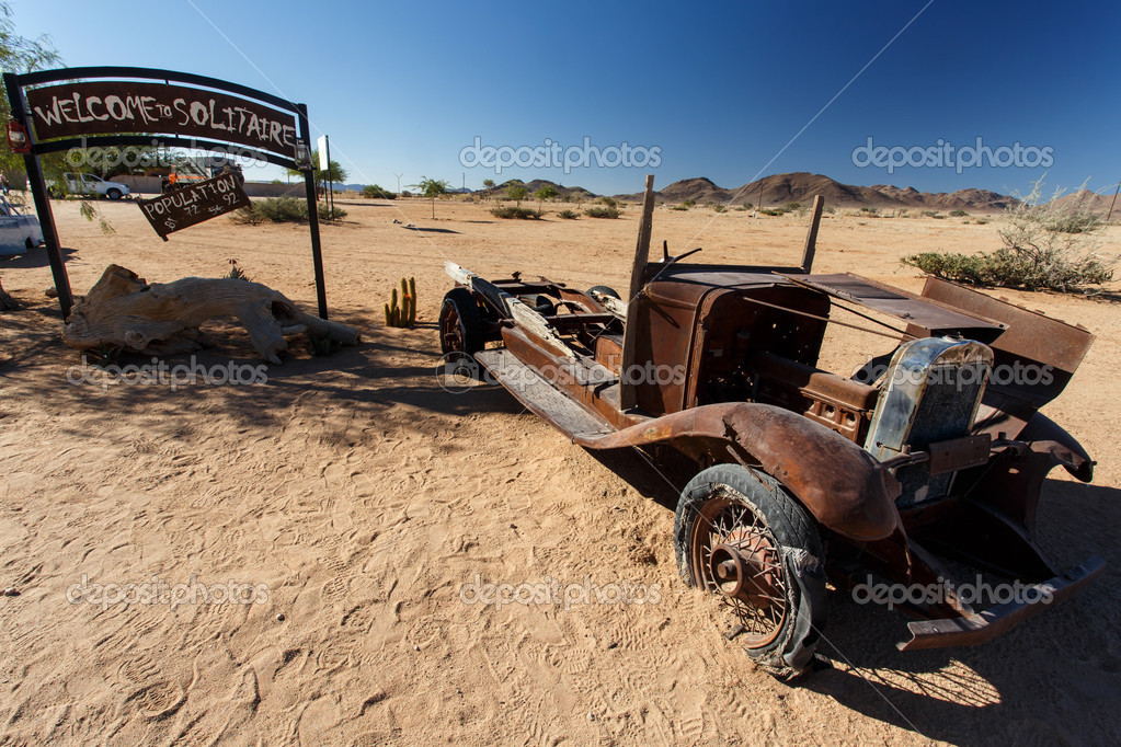 épave de voiture vintage — Photographie imagex © #45816645