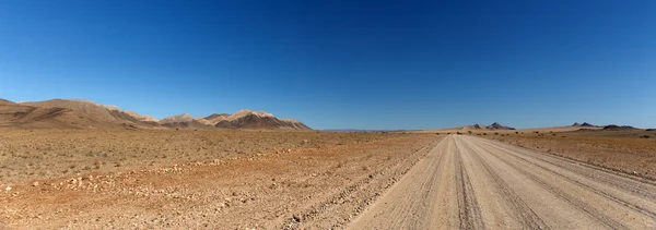 Autostrada del deserto a Sossusvlei, Namibia — Foto Stock