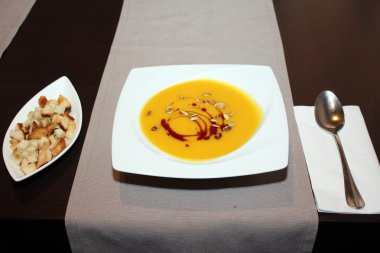 Restoran masada balkabağı çorbası