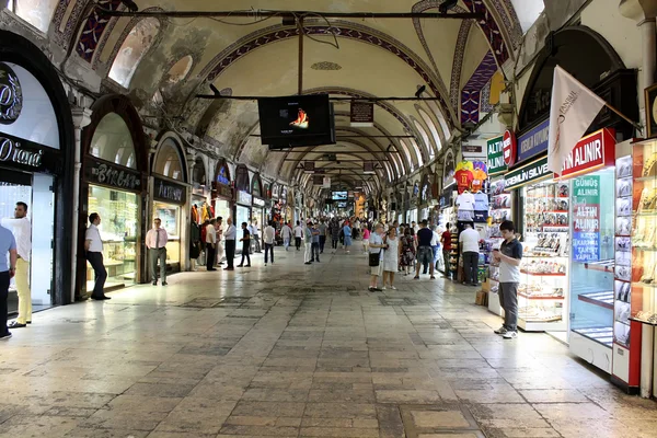 Scene from Grand Bazaar, Istanbul - Turkey — Stock Photo, Image