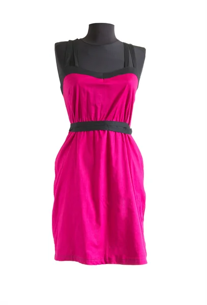 Růžové letní šaty s černým pásem na manekýnka — Stock fotografie