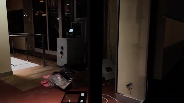 Pusty bankomat podczas konserwacji w nocy — Wideo stockowe