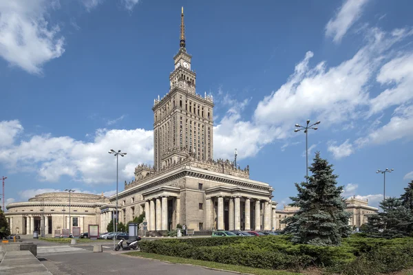 Palác kultury a vědy ve Varšavě, Polsko — Stock fotografie