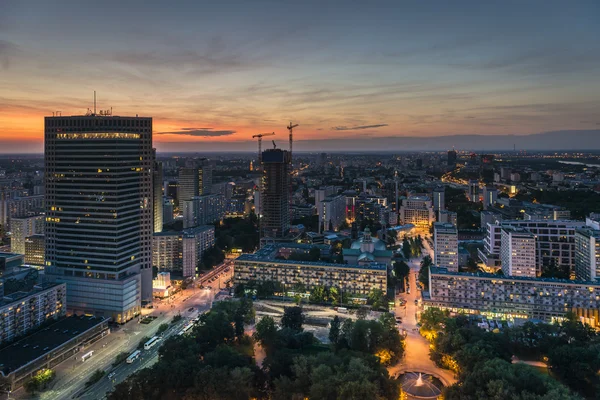 华沙市的夜全景 — 图库照片