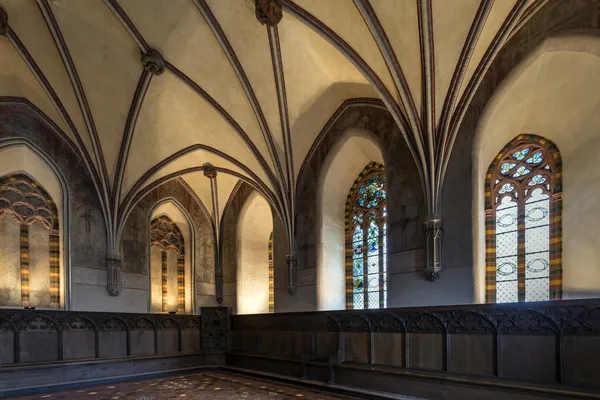 Kammer in der größten gotischen Burg — Stockfoto
