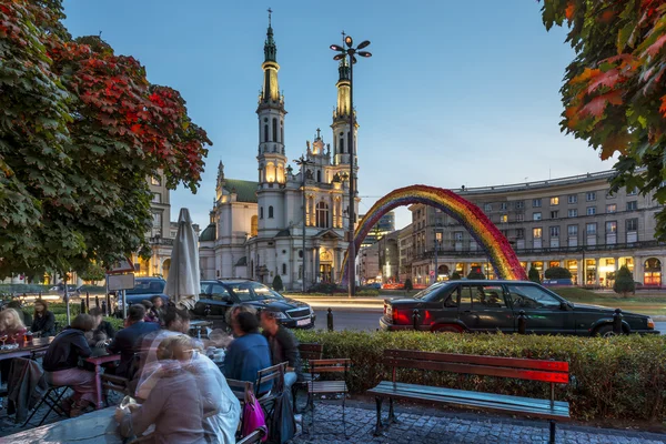 Praça Zbawiciela em Varsóvia, Polonia — Fotografia de Stock